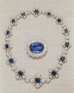 De saffieren van de Prinses Royal - saffier- en diamanten broche en ketting